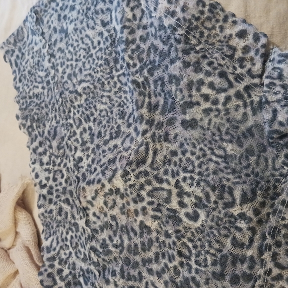 Victoria's Secret Shortie Panty - Picture 6 of 7